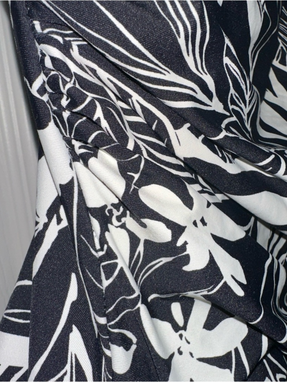 Catalina Black and White Floral Leaf One-Piece Swimsuit - Picture 6 of 9
